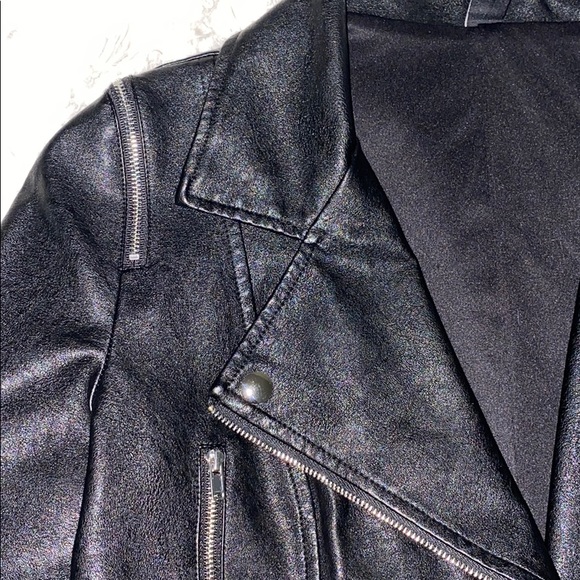 🦋🖤black leather jacket🖤🦋 - Picture 6 of 11